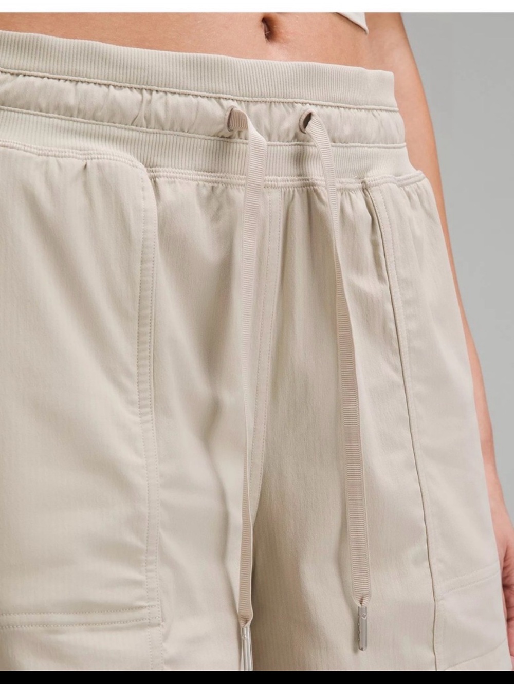 NWT Lululemon dance studio high-rise 3.5 inch short - Mohave tan